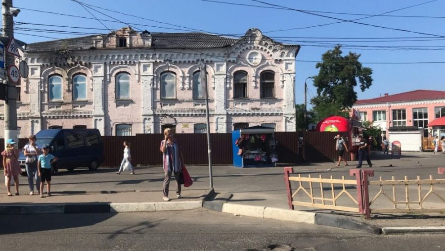 В Брянске отмыли историческое здание канатной фабрики